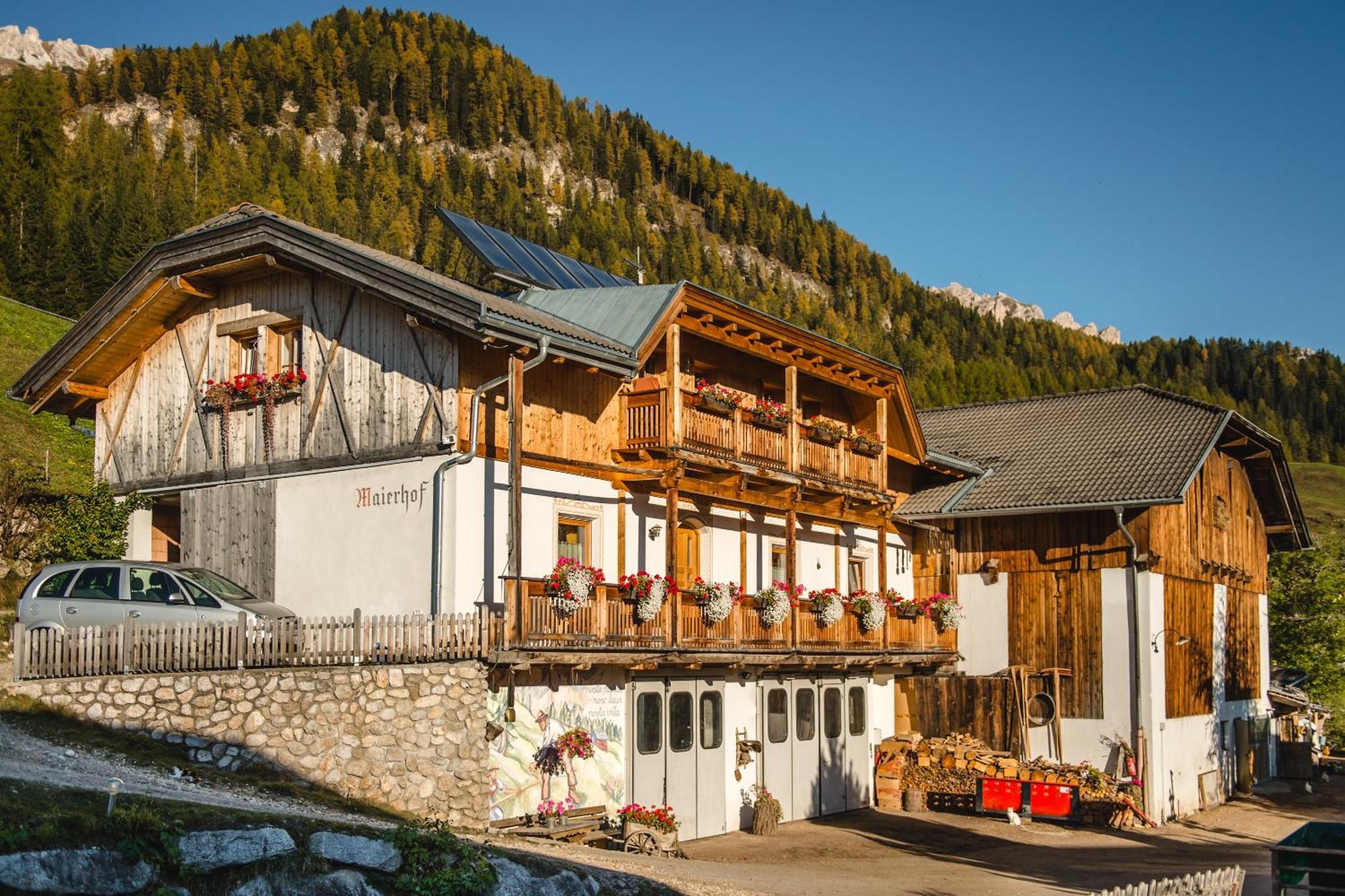 Maierhof Villa La Valle Exterior photo